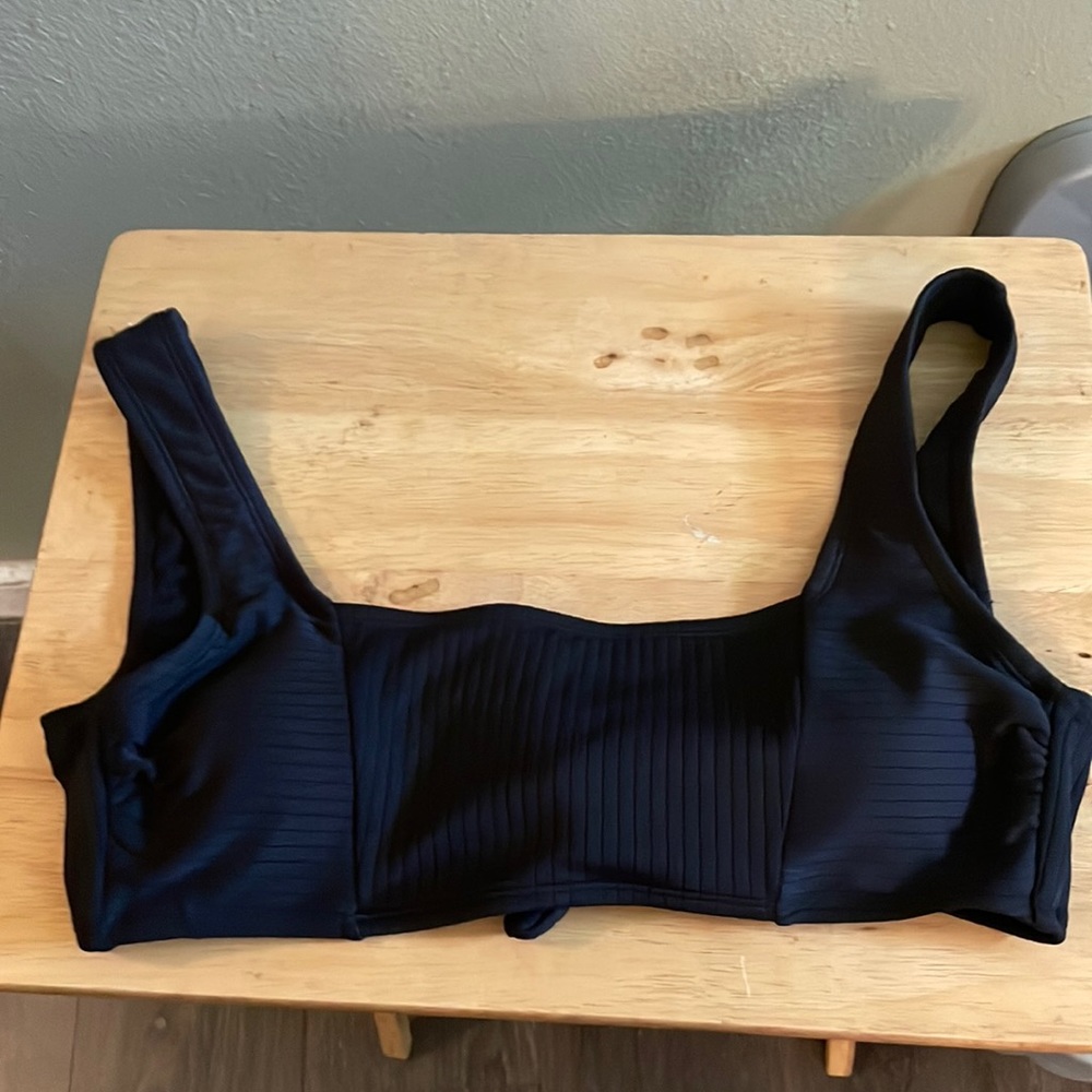 Black bikini top size large 12/14